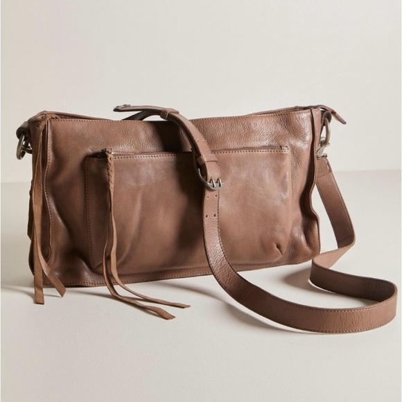 NWT We The Free Dixon Crossbody Desert Taupe Leather - Picture 2 of 16